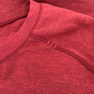 Lululemon NWOT Metal Vent Tech Short Sleeve